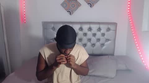 Snapshot of _black_stallion chatting on 12.02.25 Andrew online show from 12.02.25