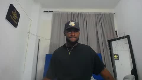 Snapshot of _black_stallion chatting on 05.08.26 Andrew online show from 05.08.26
