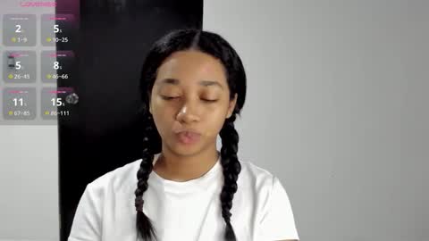 Snapshot of _blairwest_ chatting on 11.20.25 _blairwest_ online show from 11.20.25