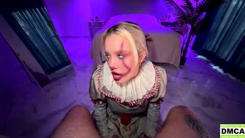 Snapshot of _blowjob_queen_ chatting on 11.01.25 Hey were Vi and Alex VACATION FROM OCTOBER 31 TO NOVEMBER 12. AVAILABLE ON INST online show from 11.01.25