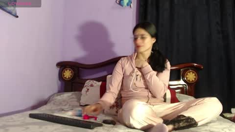 Snapshot of _boombom__ chatting on 10.26.25 _boombom__ online show from 10.26.25