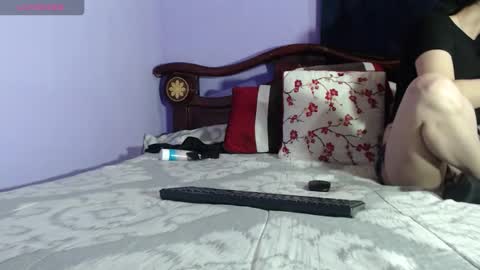 Snapshot of _boombom__ chatting on 10.29.25 _boombom__ online show from 10.29.25