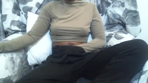 I will be back soon  online show from 02.25.25