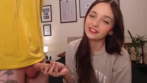 Snapshot of _candygirl20 chatting on 09.18.25 candygirl online show from 09.18.25