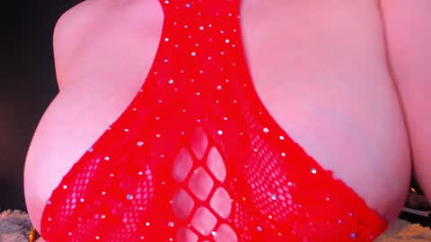 Snapshot of _caro_lyne_ chatting on 01.07.25 Carolina online show from 01.07.25