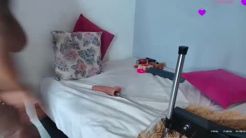 Caro. online show from 11.20.25