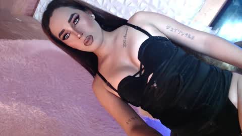 Caroline online show from 01.17.25