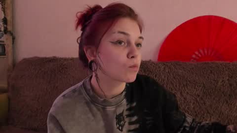 Caroline online show from 02.04.26