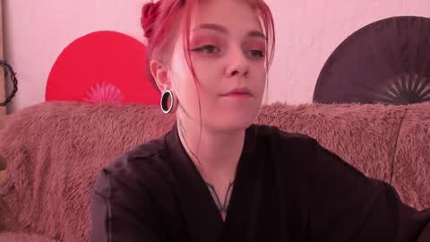 Caroline online show from 05.25.26