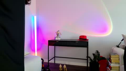 Carol  online show from 01.24.25