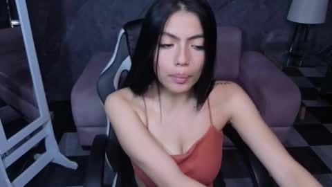 _charlottee_b online show from 03.21.26
