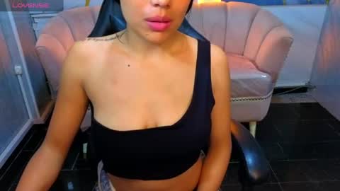 _charlottee_b online show from 07.24.26