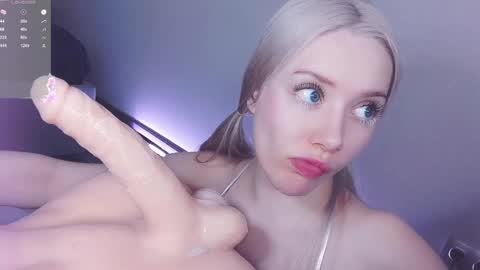 Angelina online show from 02.13.25