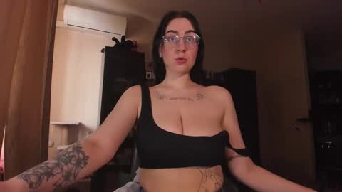 Chrissy online show from 03.23.26