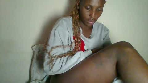 Snapshot of _clara01 chatting on 02.20.25 clara online show from 02.20.25