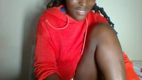 Snapshot of _clara01 chatting on 03.08.25 clara online show from 03.08.25