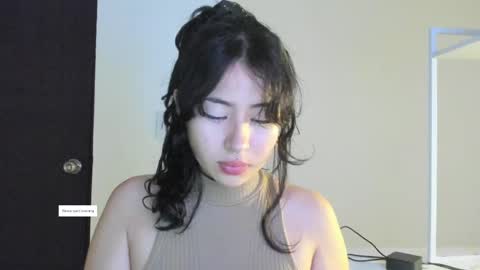 Chloe and Sky online show from 09.27.25