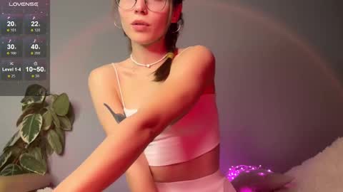 Snapshot of _cream_soda_ chatting on 12.05.24 Malina online show from 12.05.24