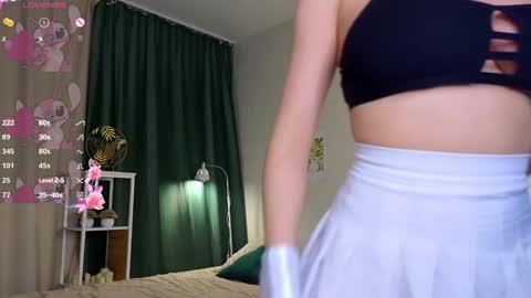 Snapshot of _curlydream_ chatting on 03.12.25 Alice online show from 03.12.25