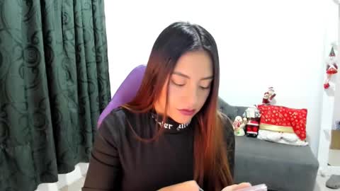 Katherine   Shedule  10pm -4 am  Colombia hour online show from 11.23.25