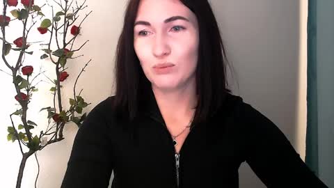 Snapshot of _cutie_and_shy_ chatting on 04.08.26 _cutie_and_shy_ online show from 04.08.26