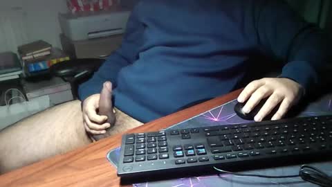 Snapshot of _daddypimp chatting on 01.12.26 Paul online show from 01.12.26