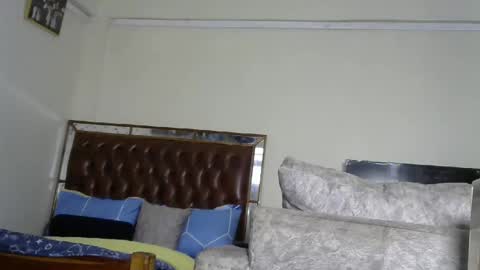 lily online show from 12.31.24