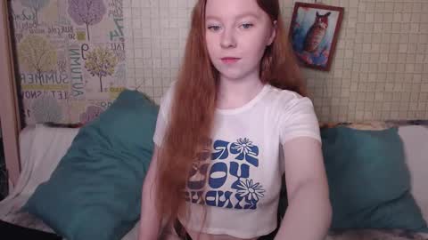 Snapshot of _damnbaby chatting on 09.29.25 _damnbaby online show from 09.29.25