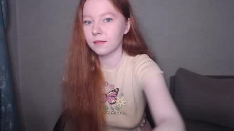 Snapshot of _damnbaby chatting on 10.29.25 _damnbaby online show from 10.29.25