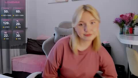 Snapshot of _dewpoint_ chatting on 09.15.25 Ri online show from 09.15.25