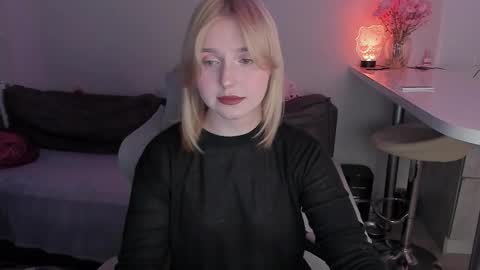 Snapshot of _dewpoint_ chatting on 02.23.26 Ri online show from 02.23.26