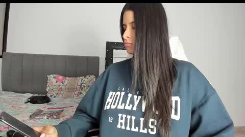 Snapshot of _elektrah chatting on 02.27.25 _elektrah online show from 02.27.25