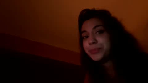 Snapshot of _elena_barra chatting on 03.01.25 elena barra online show from 03.01.25