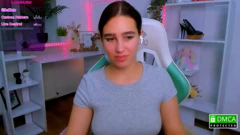 Lizzy  online show from 11.25.25