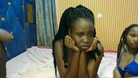 Elinah online show from 11.26.25