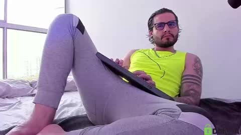  -         online show from 10.01.25