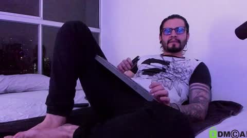  -         online show from 11.16.25