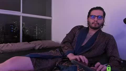  -         online show from 02.08.26