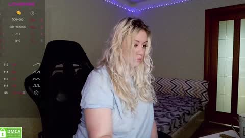 Snapshot of _elven_dreams__ chatting on 01.09.25 chloue and Gretta online show from 01.09.25