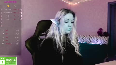 Snapshot of _elven_dreams__ chatting on 02.26.25 chloue and Gretta online show from 02.26.25