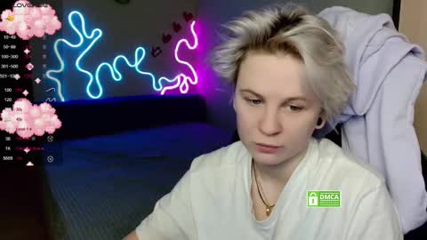 chloue and Gretta online show from 11.10.25