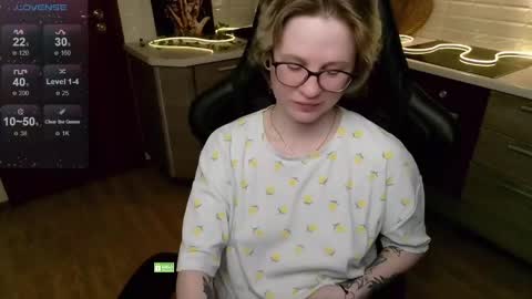 chloue and Gretta online show from 05.21.26