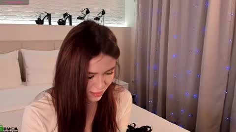 Milana online show from 10.14.25