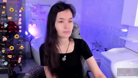 _emily__strike_ online show from 11.23.25