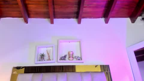 Snapshot of _emily_r chatting on 09.09.25 Isabella online show from 09.09.25