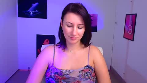 Emma online show from 02.04.25