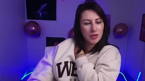 Emma online show from 02.12.25