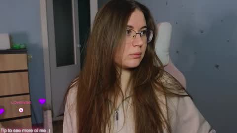 Snapshot of _enni__ chatting on 02.11.25 Sam online show from 02.11.25