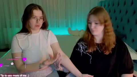 Snapshot of _enni__ chatting on 02.21.25 Sam online show from 02.21.25