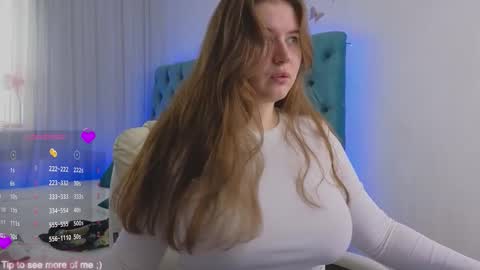 Snapshot of _enni__ chatting on 09.15.25 Sam online show from 09.15.25